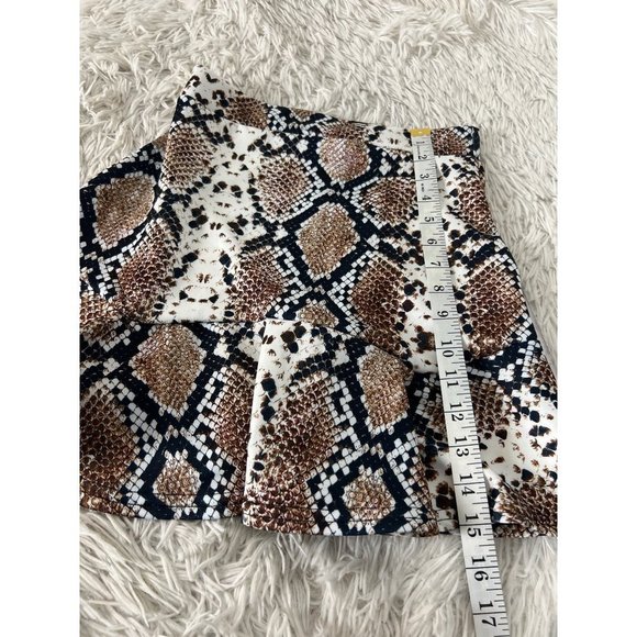 NWT NASTY GAL Snake skin Skirt  Size 4 - Picture 5 of 5